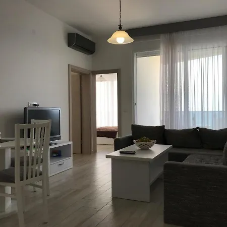 First Line Of The Sea 1 Apartment Dobra Voda Exterior photo